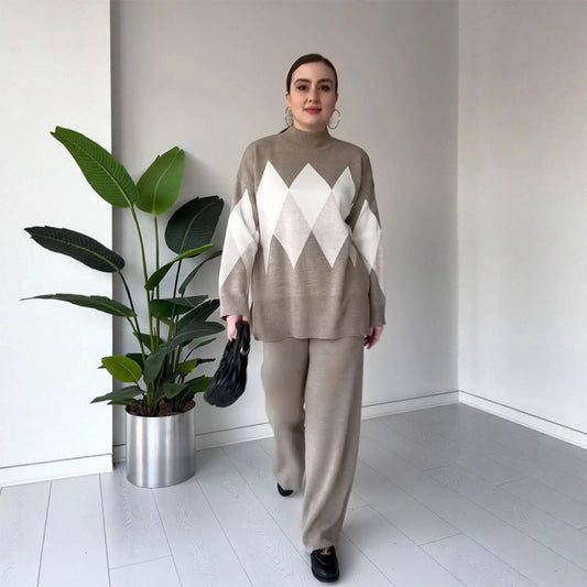 Women's Argyle Mock-Neck Sweater & Pants 2-Piece Set